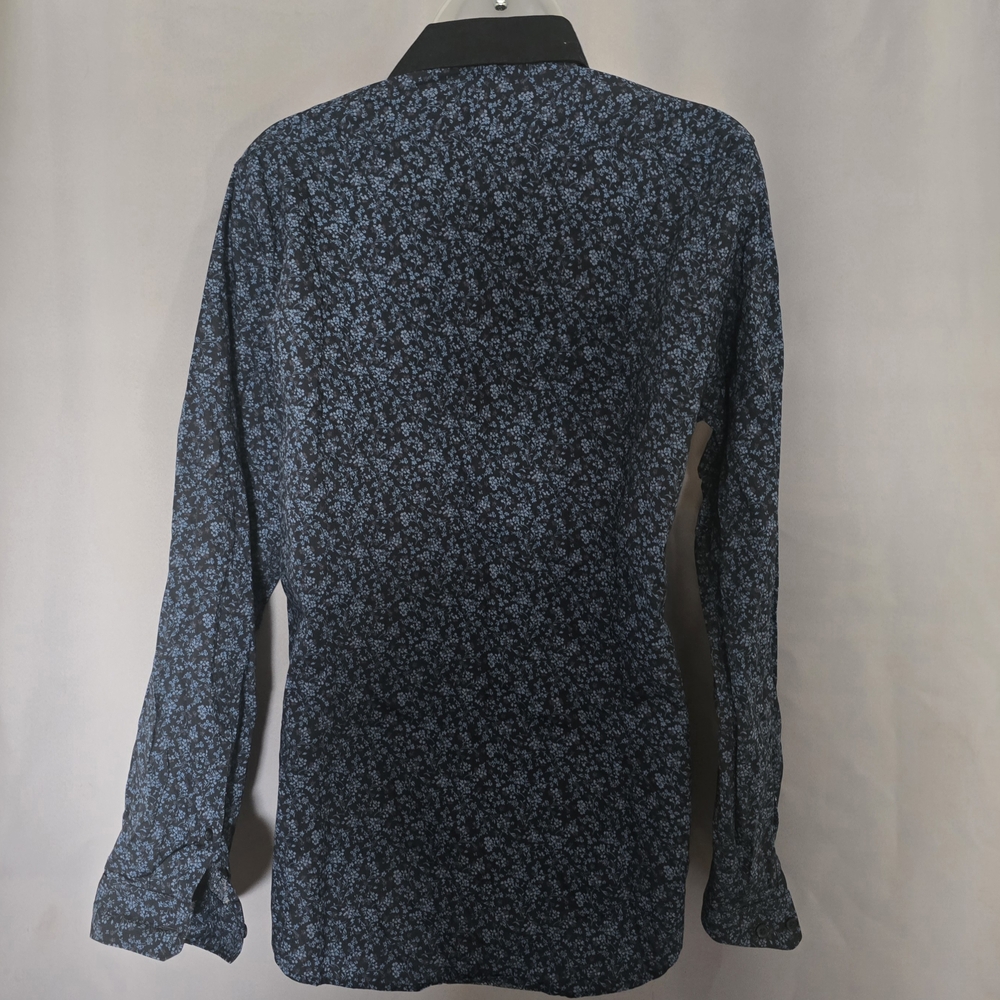 EXPRESS 3 Mens Black and Patterned Button-Up Shirt Bundle - Picture 7 of 13